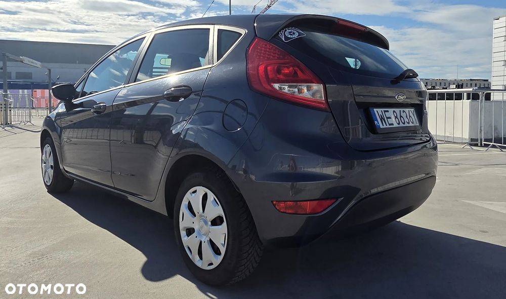 Ford Fiesta 1.25 Ambiente EU5 - 3