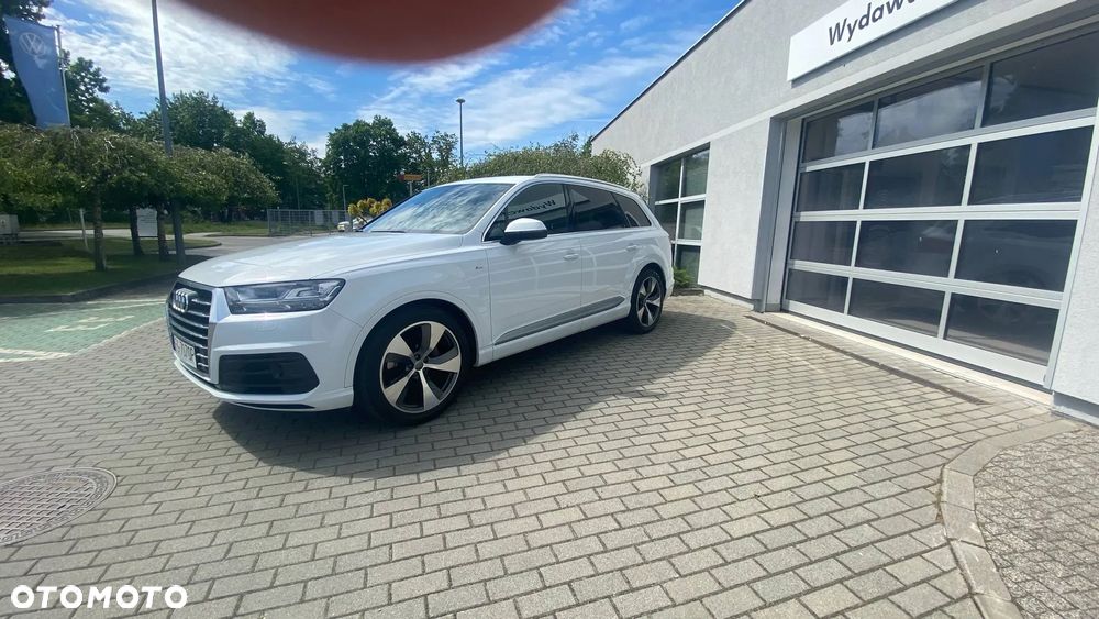 Audi Q7 3.0 TDI ultra Quattro Tiptronic - 4