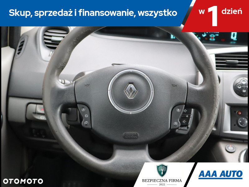 Renault Scenic - 17