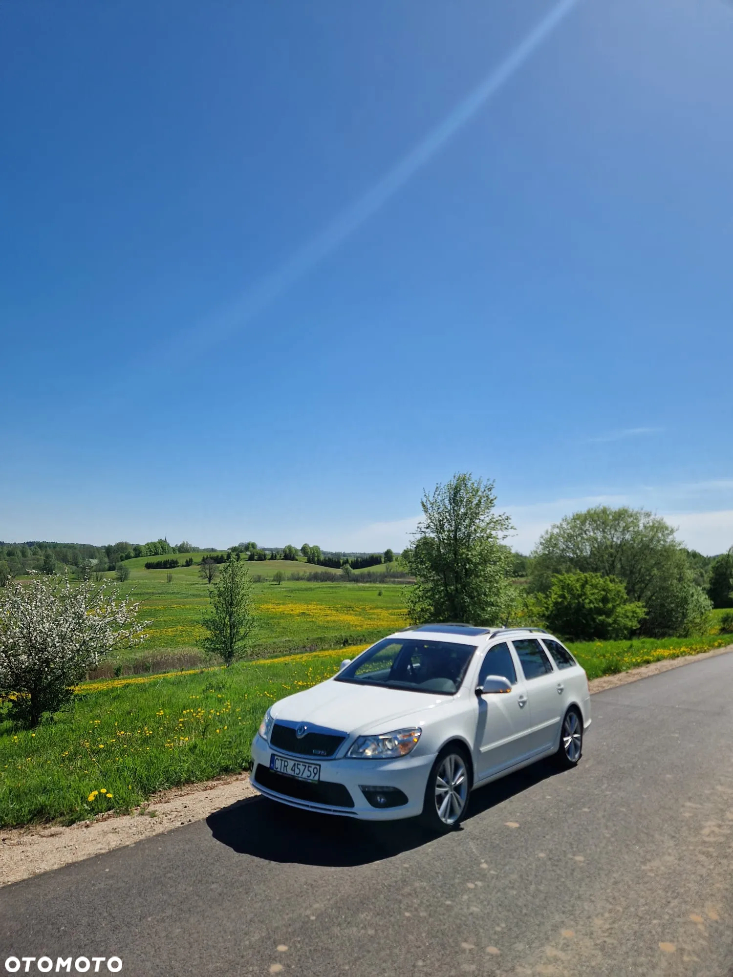Skoda Octavia 2.0 TDI CR DPF DSG RS - 17