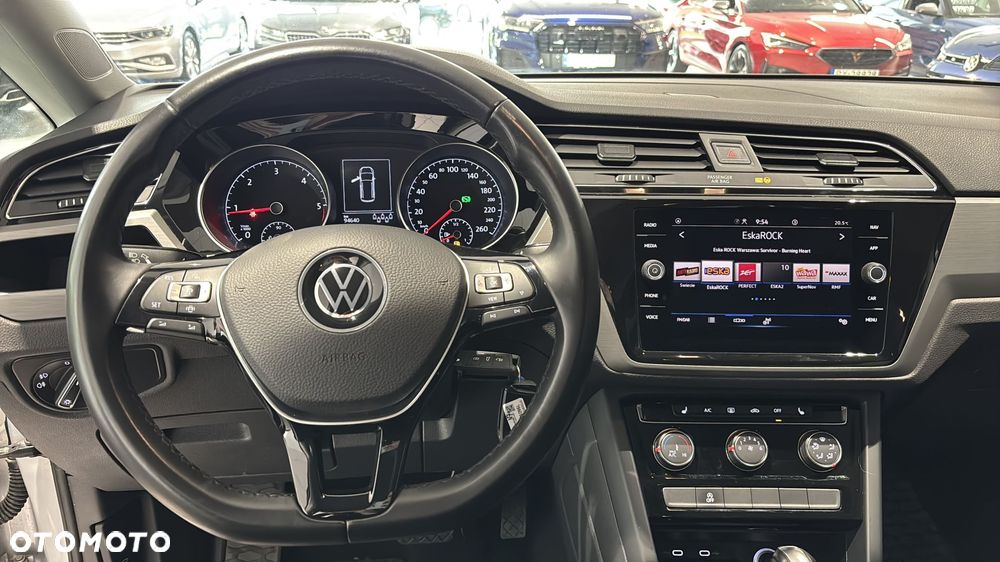 Volkswagen Touran 2.0 TDI BMT Comfortline DSG - 14