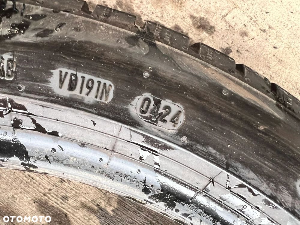 OPONA OPONY PIRELLI CINTURATO P7 245/40R18 97Y EXTRA LOAD 04/24 6MM - 9
