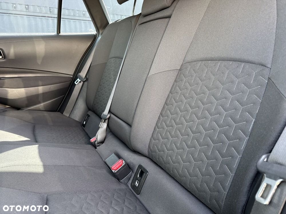 Toyota Corolla 1.8 Hybrid Comfort - 15