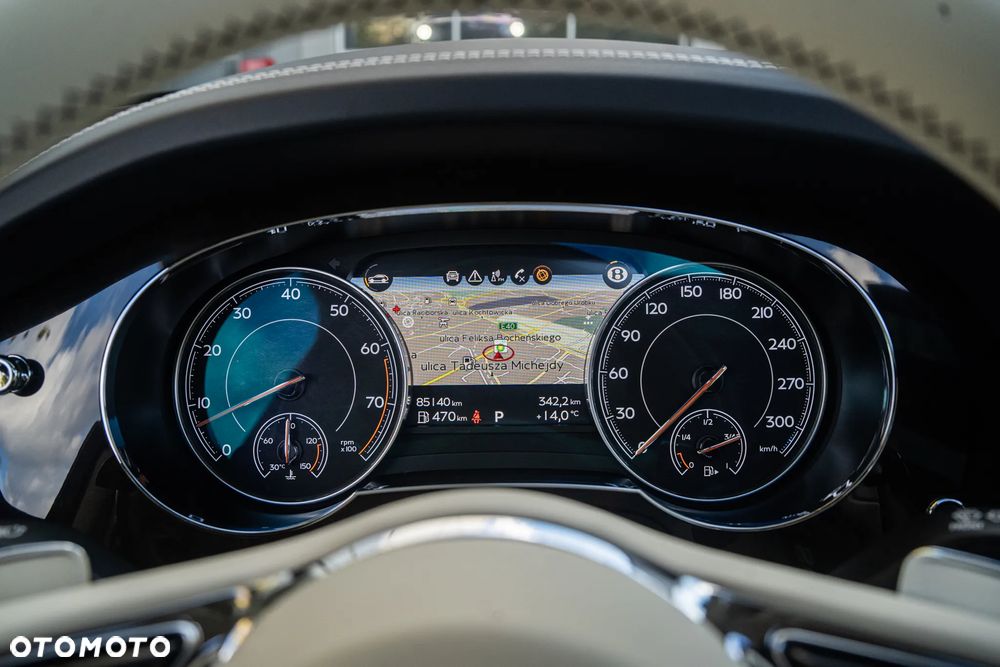Bentley Bentayga W12 - 23