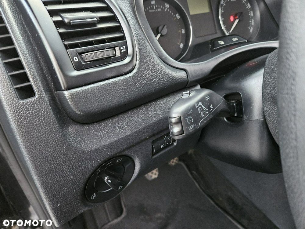Skoda Roomster - 14