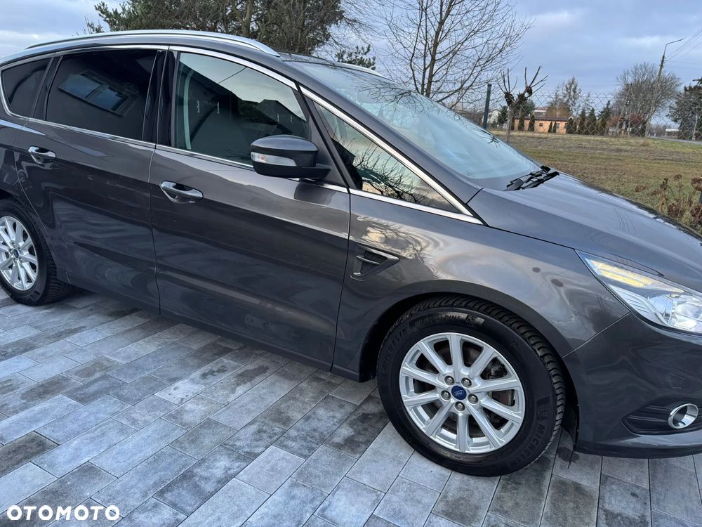 Ford S-Max 2.0 TDCi Titanium - 4