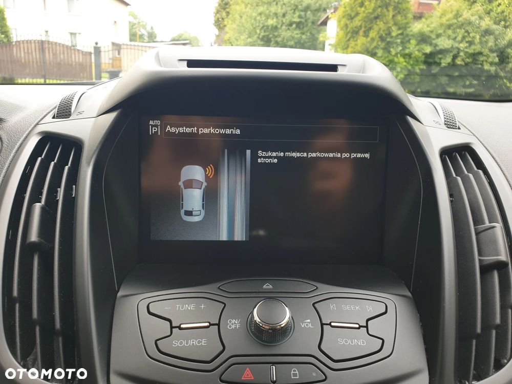 Ford Kuga 2.0 TDCi 4x4 Titanium - 27