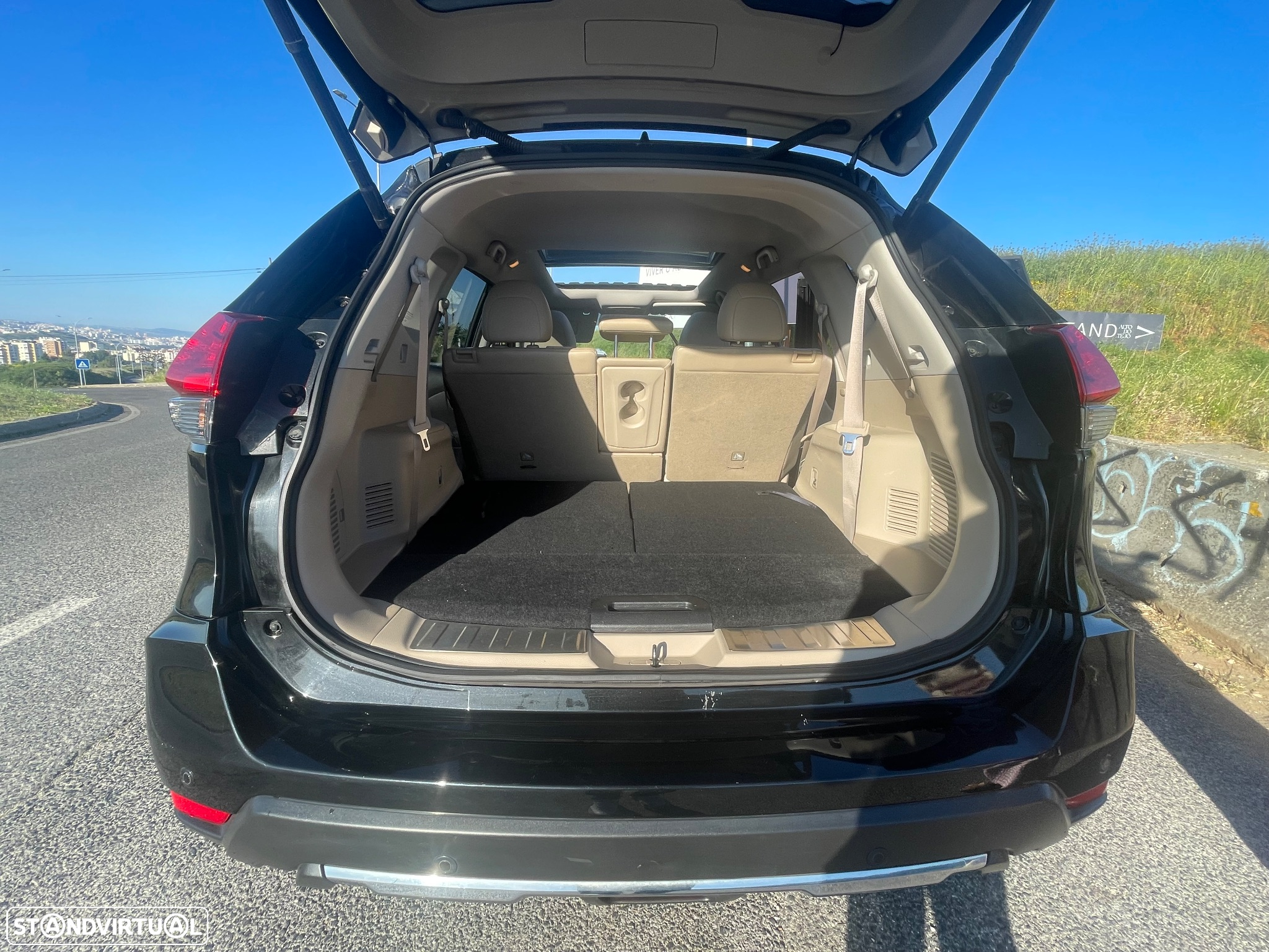 Nissan X-Trail 1.7 dCi Tekna 7L - 17