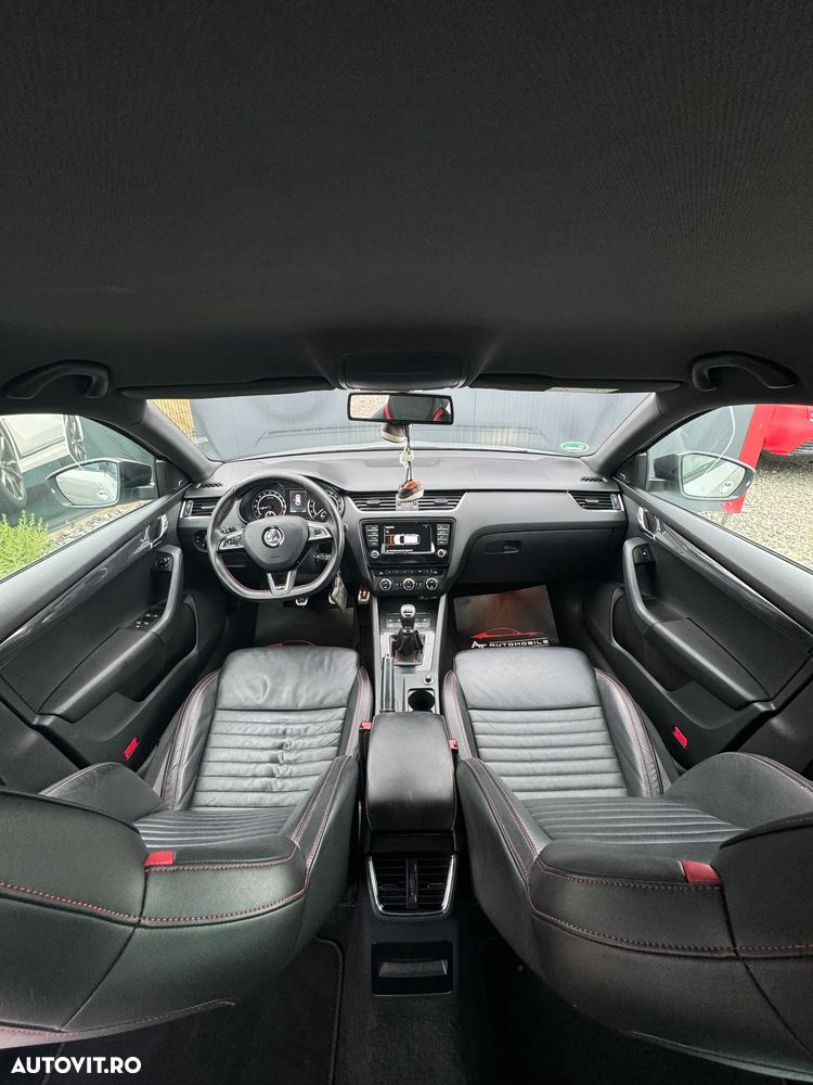 Skoda Octavia 2.0 TDI (Green tec) RS - 17