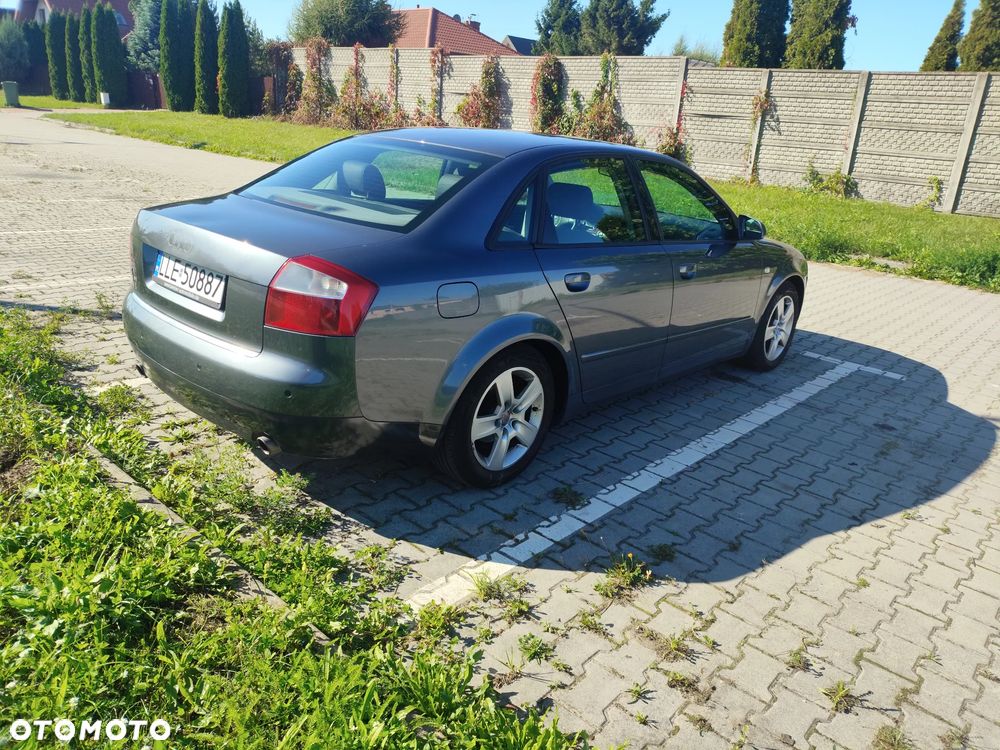 Audi A4 - 4