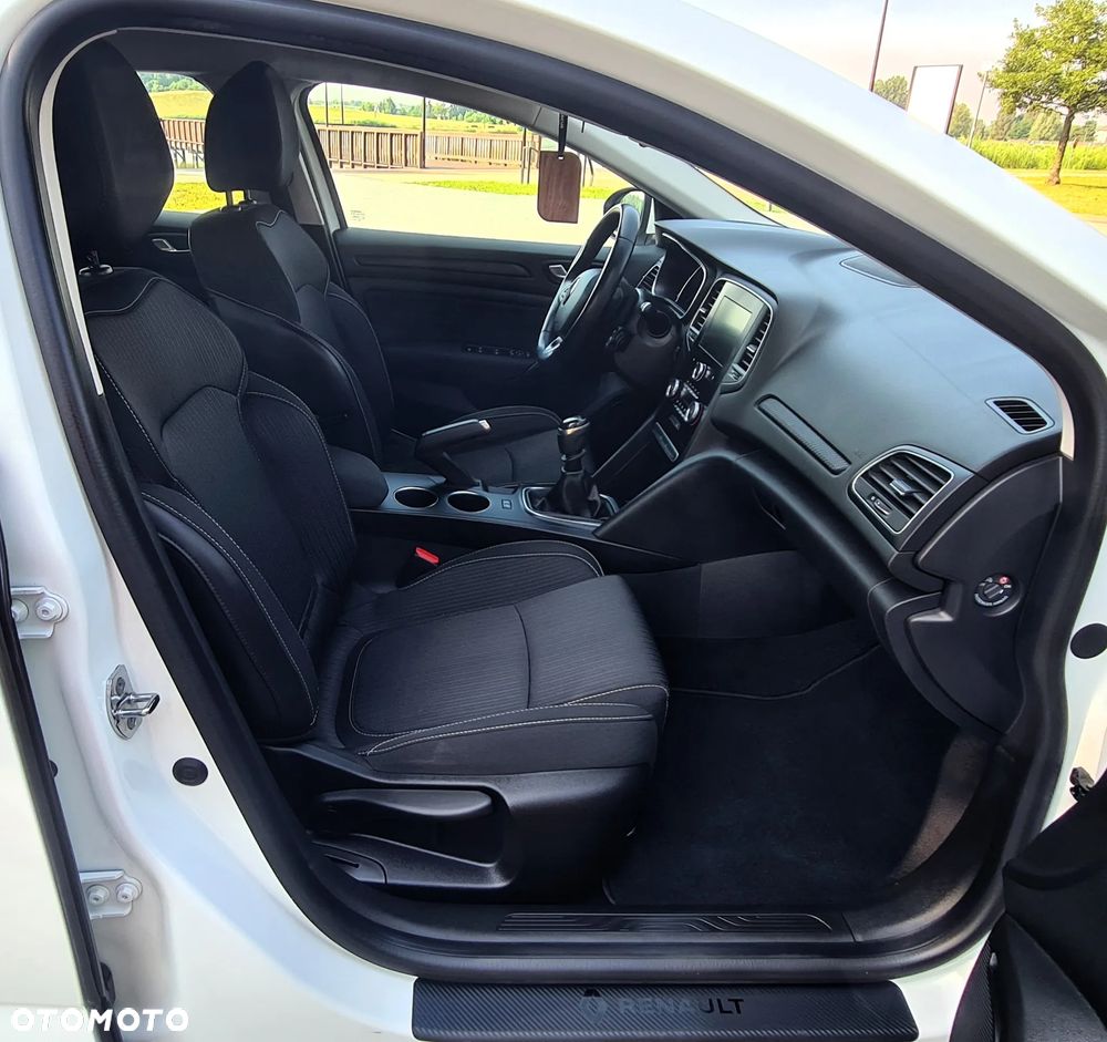 Renault Megane 1.5 dCi Zen - 26