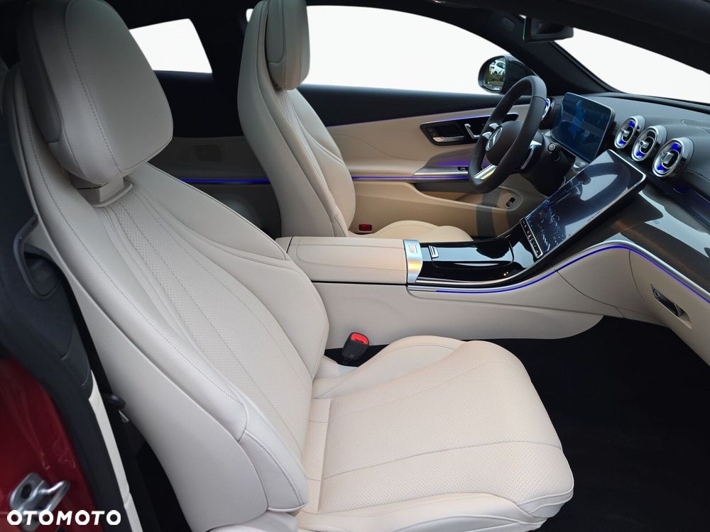 Mercedes-Benz CLE 300 mHEV 4-Matic AMG Line - 16