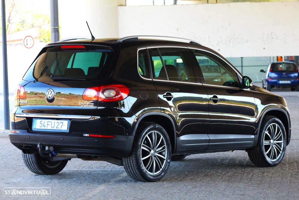 VW Tiguan 2.0 TDI Sport 4Motion - 9
