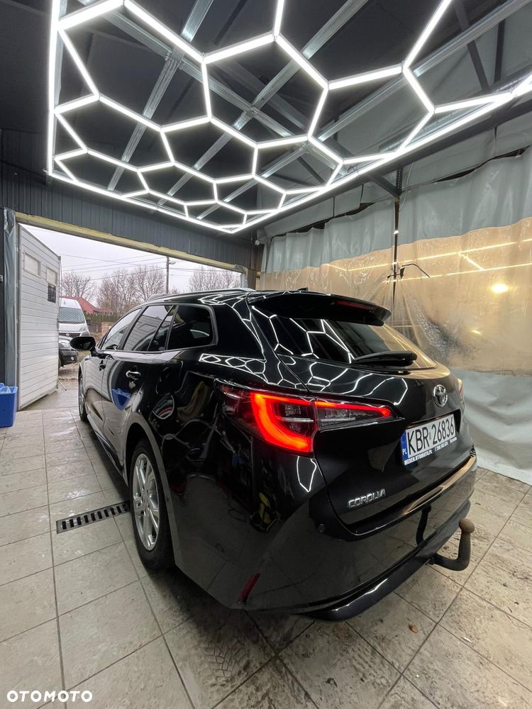 Toyota Corolla - 22