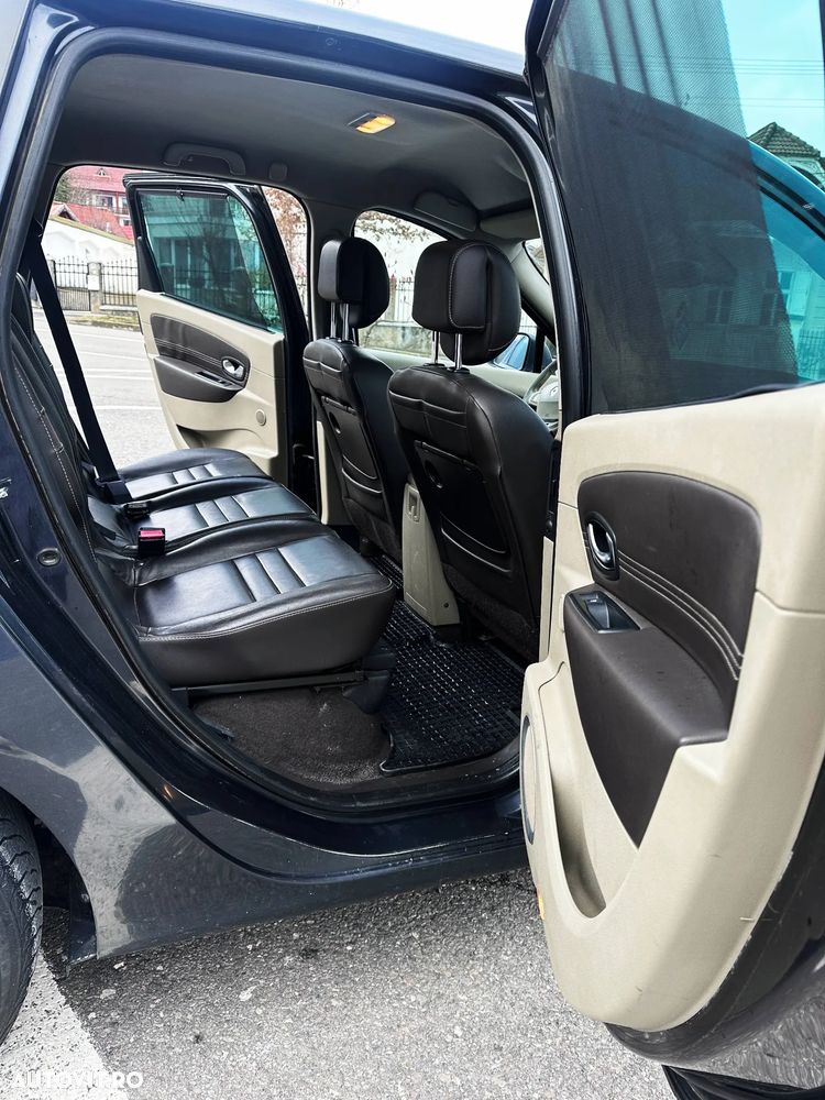 Renault Scenic - 7
