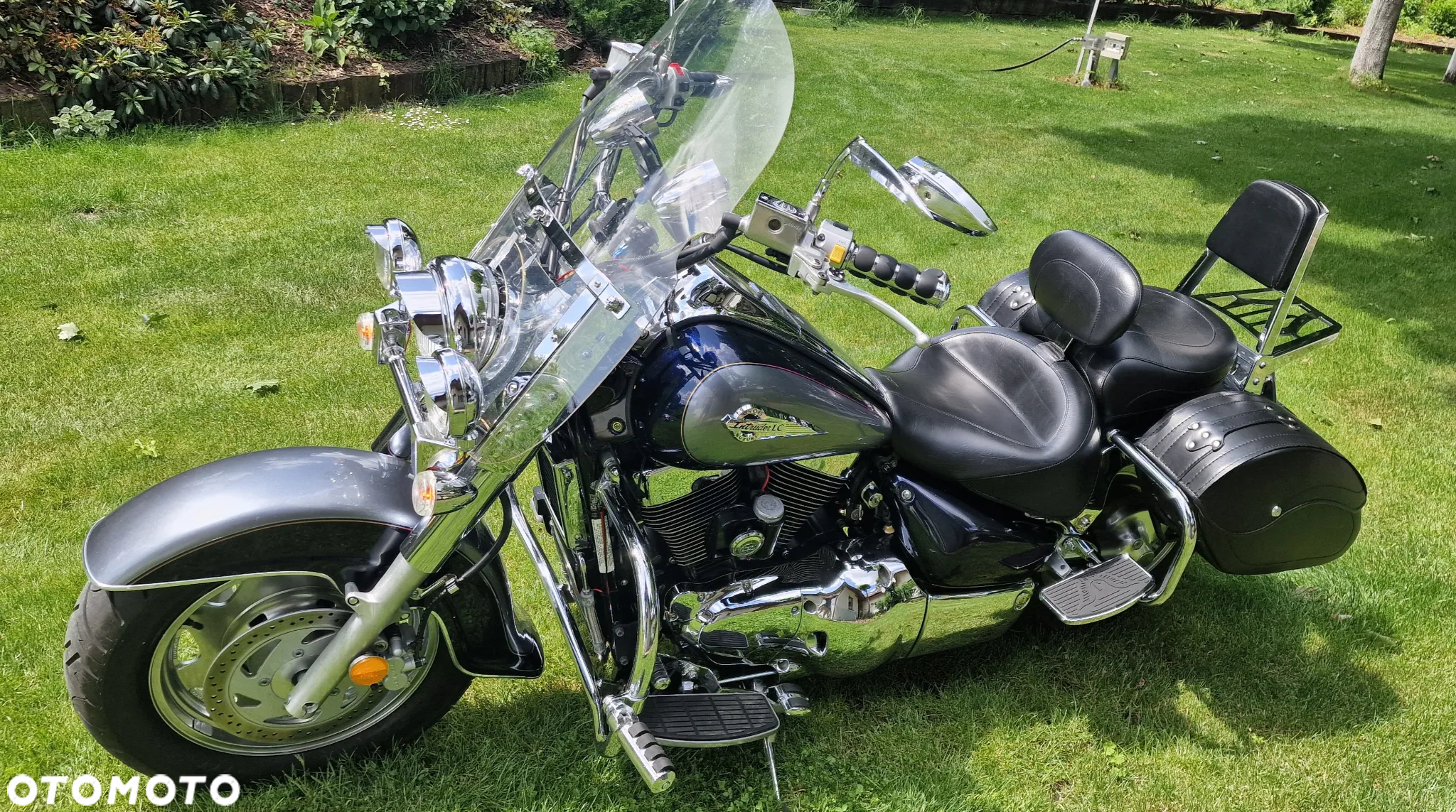 Suzuki Intruder - 2