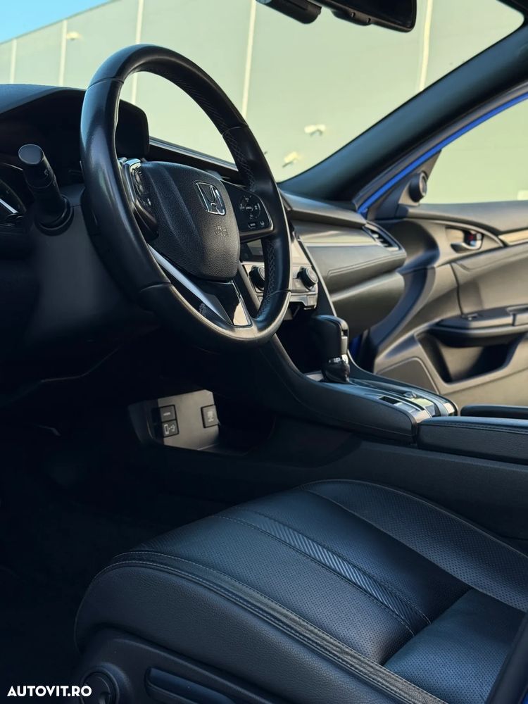 Honda Civic 1.5 i-VTEC Turbo CVT Prestige - 37