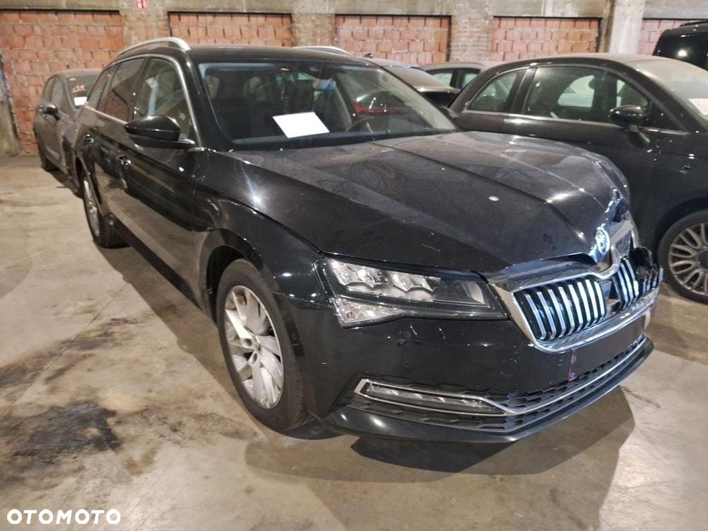 Skoda Superb 2.0 TDI SCR Sportline DSG - 1