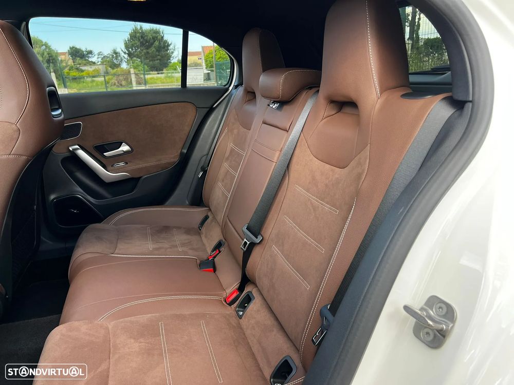 Mercedes-Benz A 250 e - 13