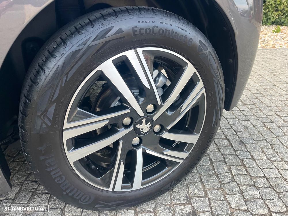 Peugeot 208 PureTech 100 EAT8 Allure Pack - 13