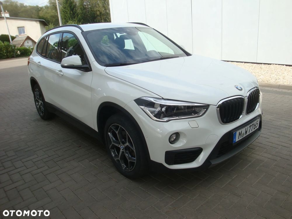 BMW X1 xDrive18d - 1