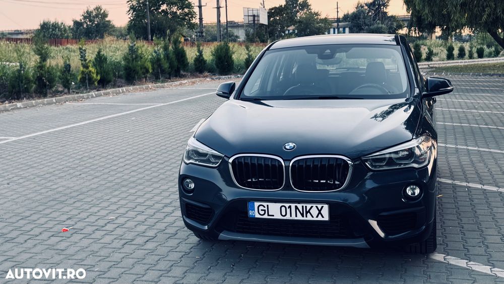 BMW X1 xDrive20i AT xLine - 2
