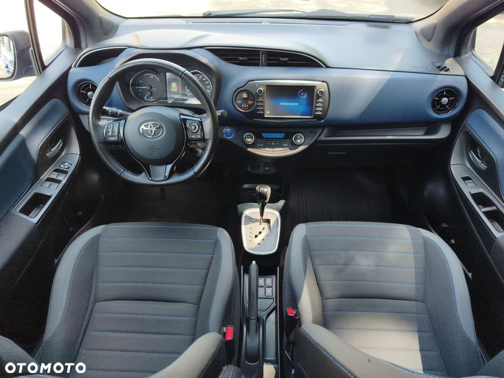 Toyota Yaris - 11