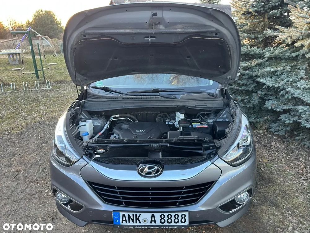 Hyundai ix35 1.6 2WD Fifa World Cup Edition - 10