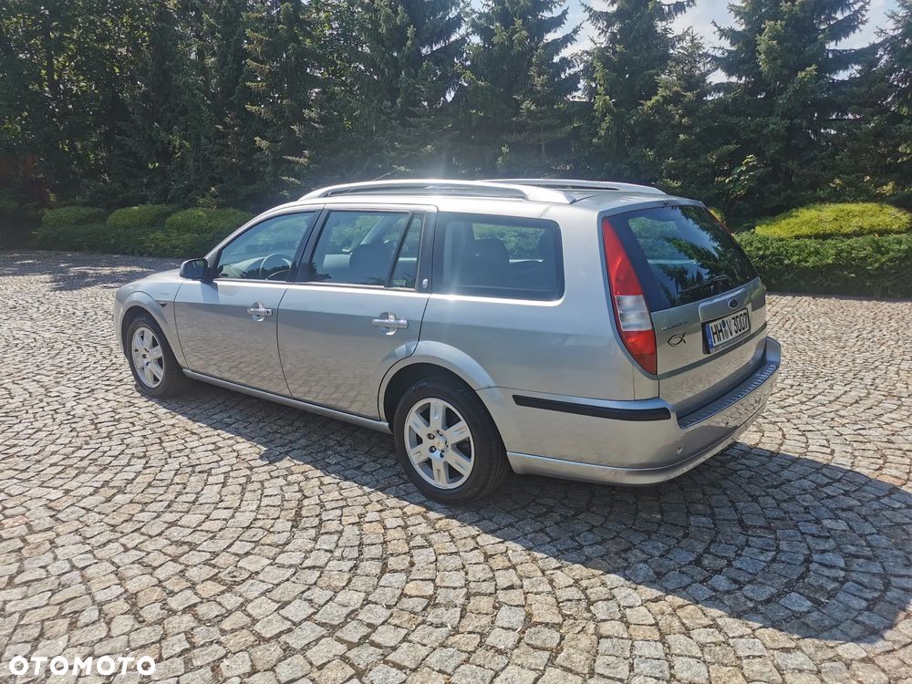 Ford Mondeo 1.8 Ghia X - 3