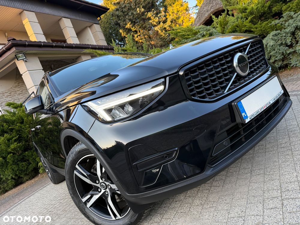 Volvo XC 40 B4 B DKG Plus Black Edition - 12