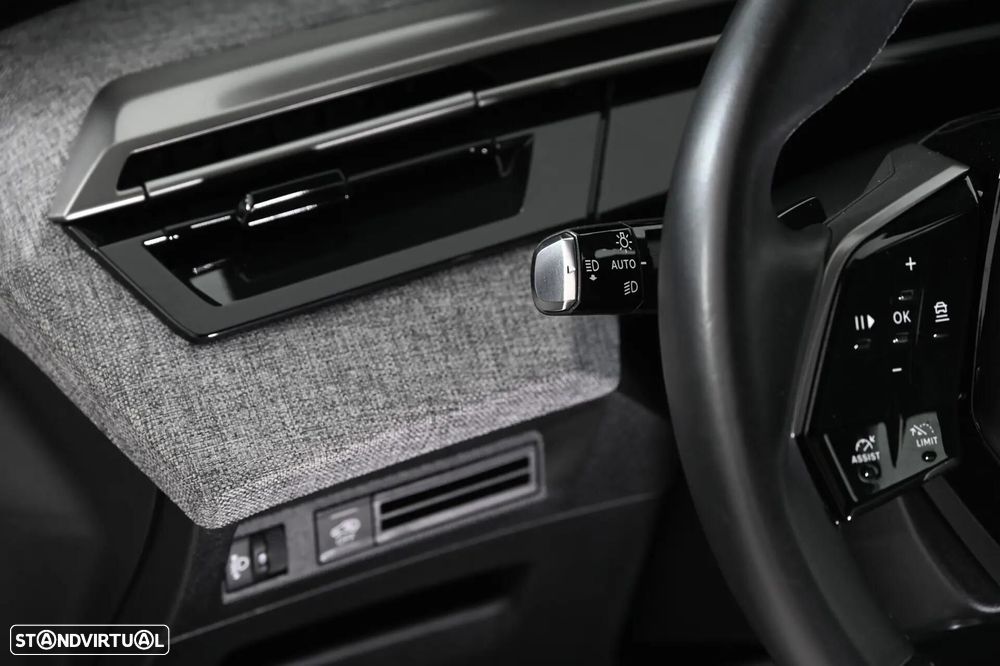 Peugeot 5008 1.2 Hybrid Allure e-DCS6 - 24