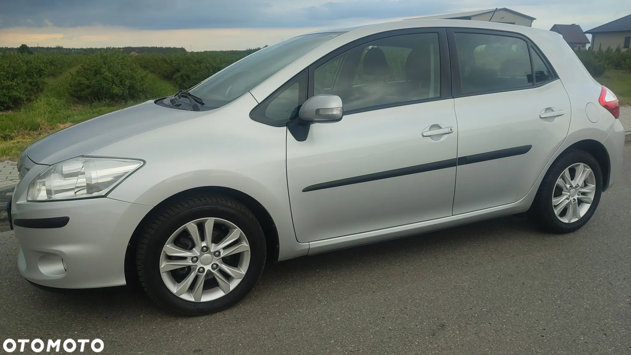 Toyota Auris 1.6 Luna - 12