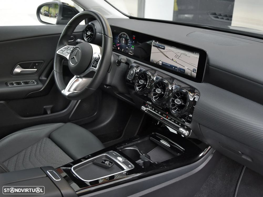 Mercedes-Benz A 250 e - 14