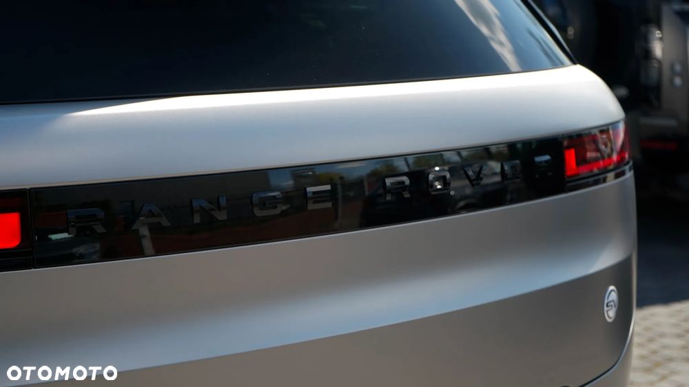 Land Rover Range Rover Sport P635 SV - 10