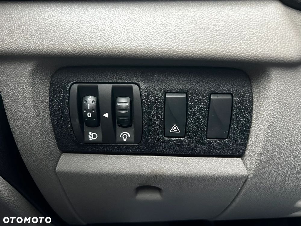 Renault Megane 1.6 16V 110 Dynamique - 19