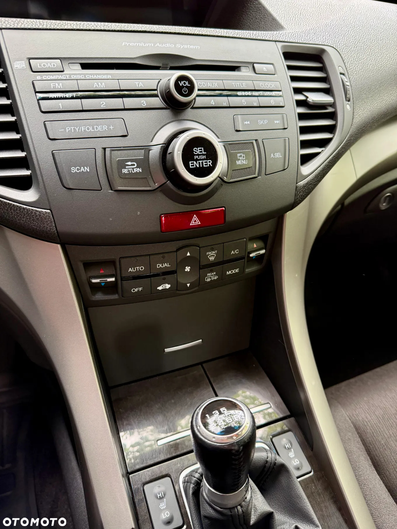 Honda Accord 2.0 Executive - 18