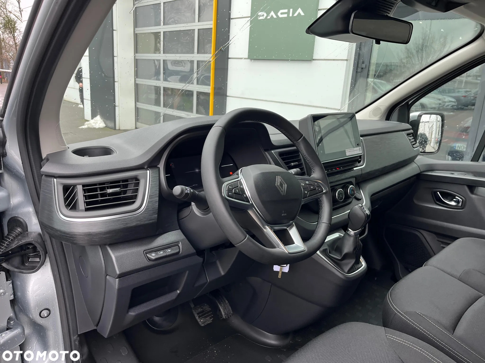 Renault Trafic - 13