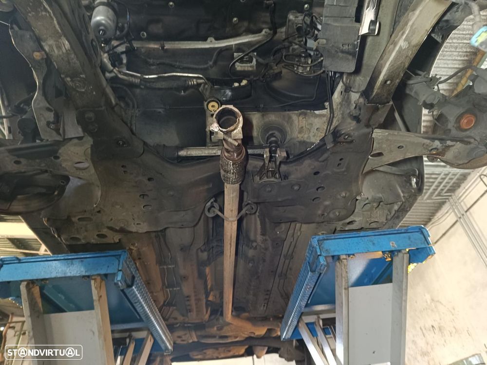 CHARRIOT FRONTAL OPEL CORSA E - 1