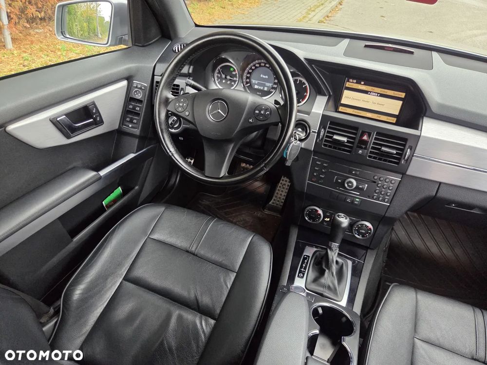 Mercedes-Benz GLK - 16