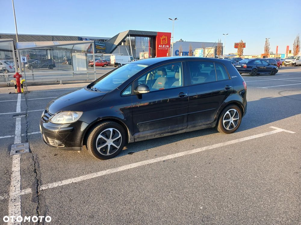 Volkswagen Golf Plus 1.9 TDI Comfortline - 16