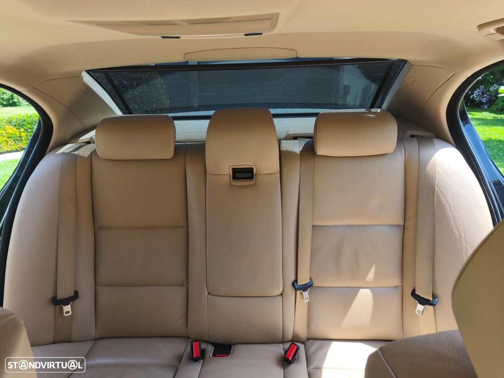 BMW 530 i Automatic - 14