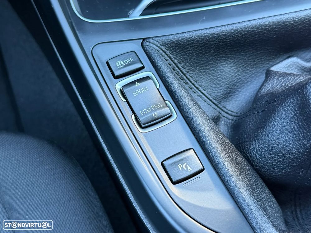 BMW 118 i Sport Line - 13