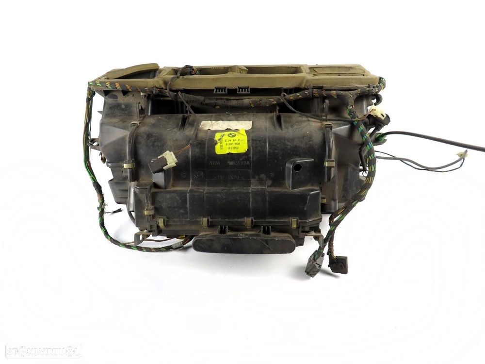 Caixa da Sofagem Usado / Original BMW 5 (E34) 64118391808 - 2