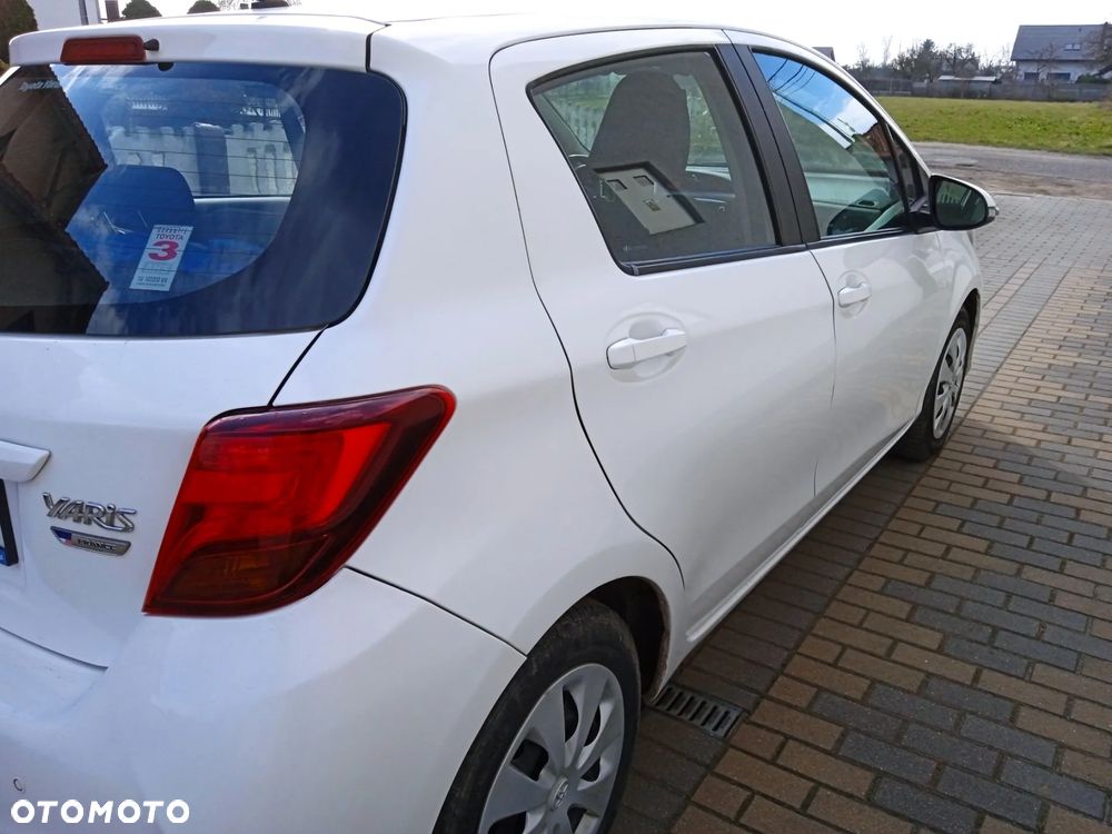 Toyota Yaris - 6