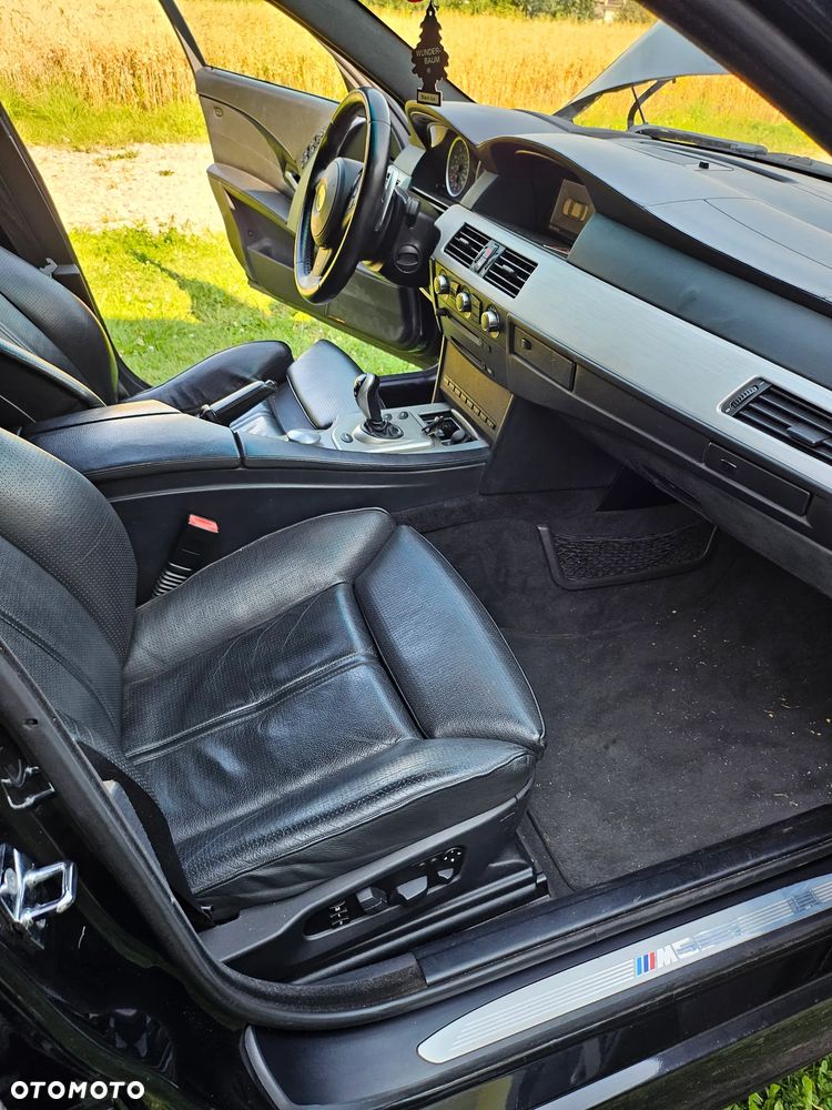BMW M5 - 12