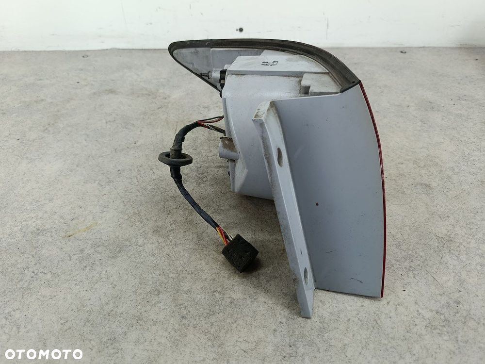 LAMPA TYLNA PRAWA CHEVROLET EPICA - 7