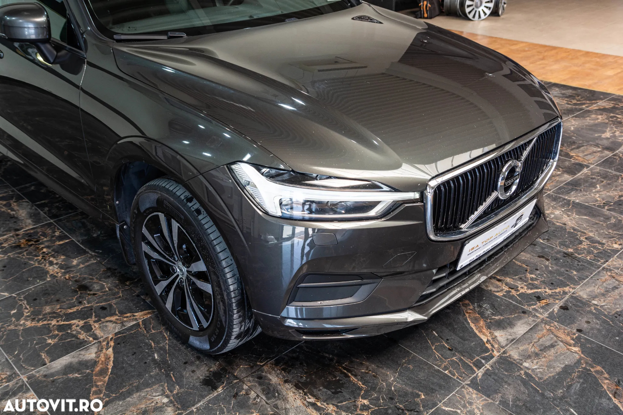 Volvo XC 60 D4 AWD Momentum - 12