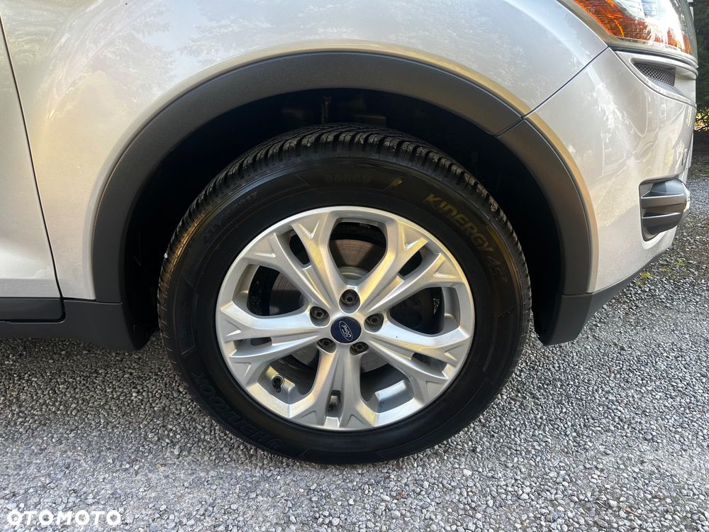 Ford Kuga - 30