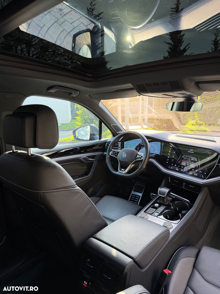 Volkswagen Touareg V6 TDI R-Style - 31