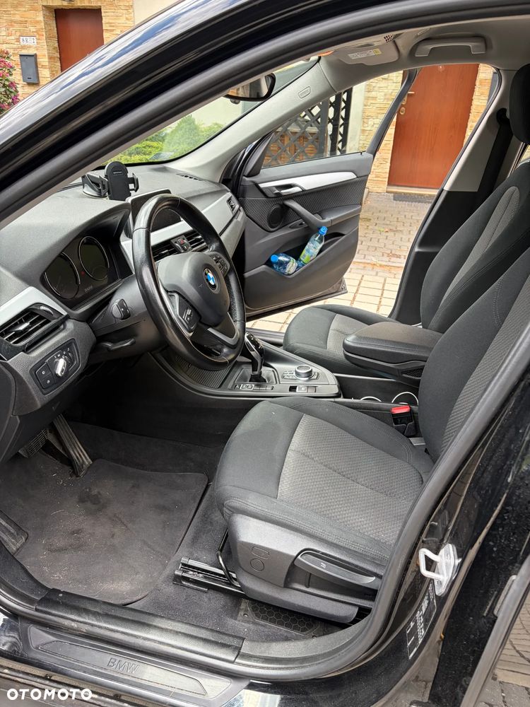 BMW X1 sDrive18i - 9